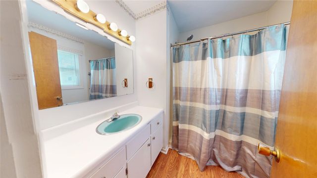 303 N 1st Street, Greenfield, IA 50849