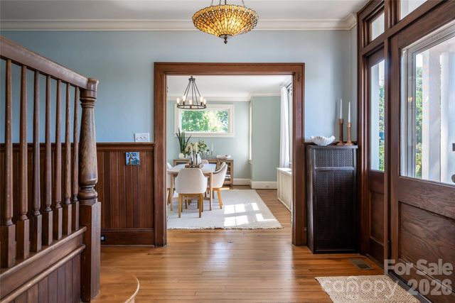 35 Elias Place, Asheville, NC 28804