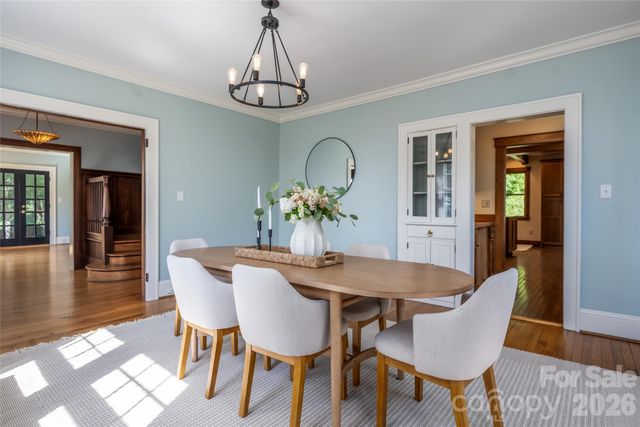 35 Elias Place, Asheville, NC 28804