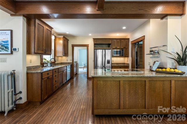 35 Elias Place, Asheville, NC 28804