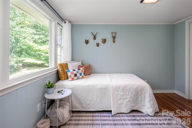 35 Elias Place, Asheville, NC 28804