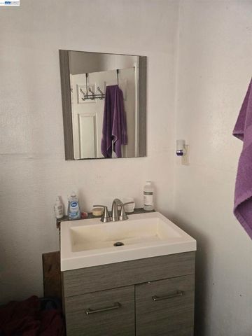 1345 53Rd Ave, Oakland, CA 94601