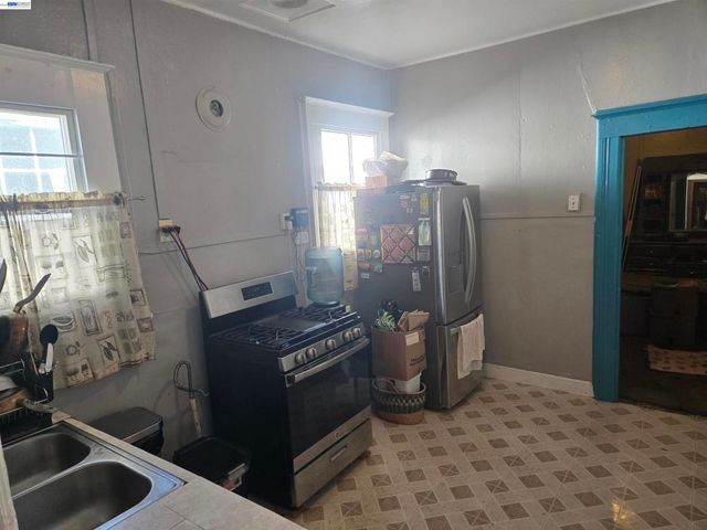 1345 53Rd Ave, Oakland, CA 94601