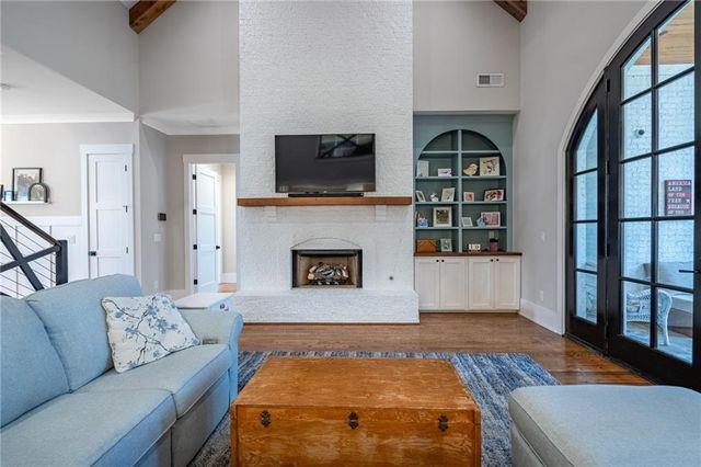 1009 Davenport Circle, Powder Springs, GA 30127