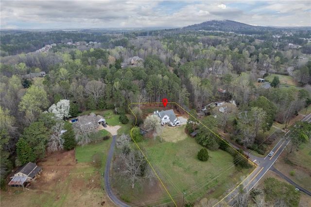 1009 Davenport Circle, Powder Springs, GA 30127