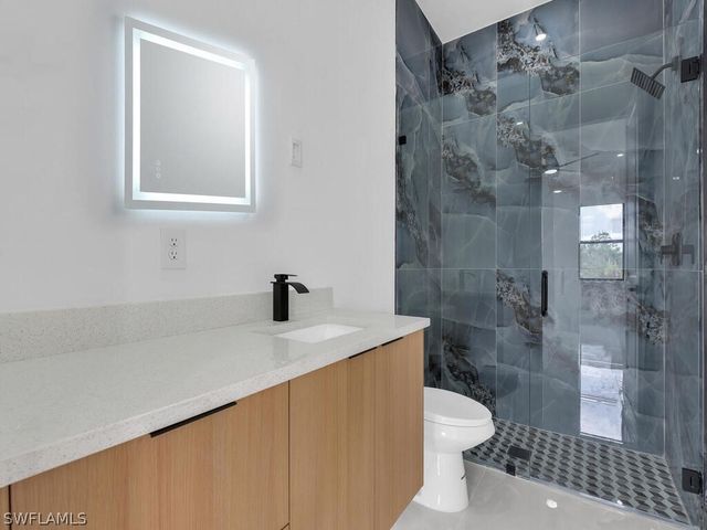 380 Cratsley AVE S, Lehigh Acres, FL 33974