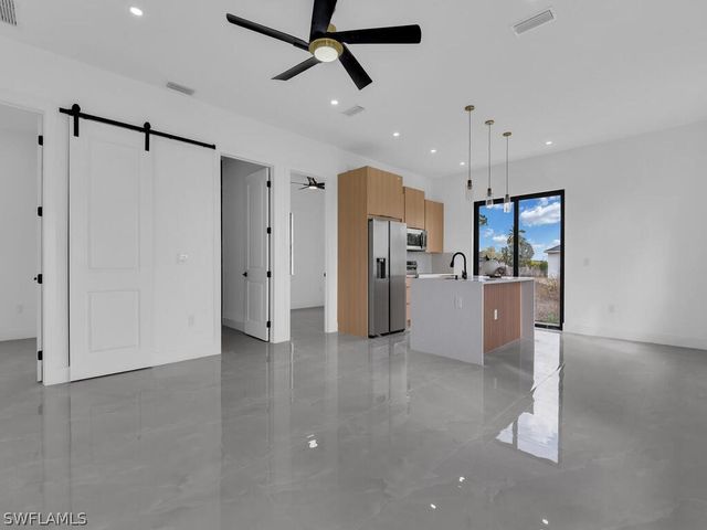 380 Cratsley AVE S, Lehigh Acres, FL 33974