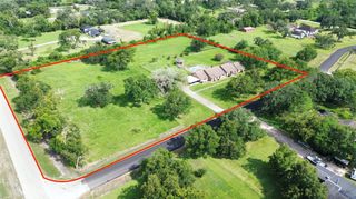 101 Country Road, Angleton, TX 77515