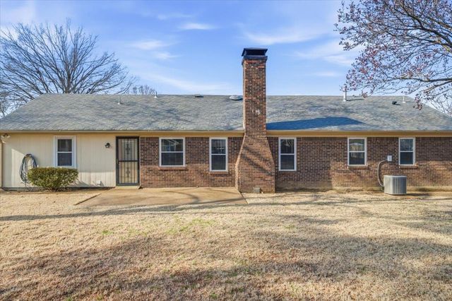 3262 W EARHART DR, Bartlett, TN 38134