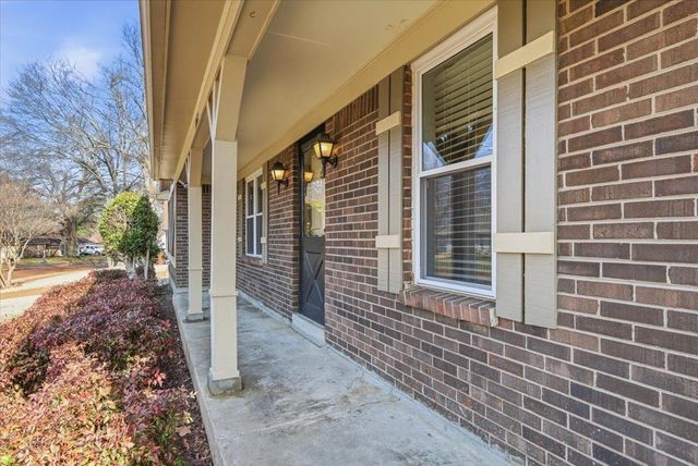 3262 W EARHART DR, Bartlett, TN 38134