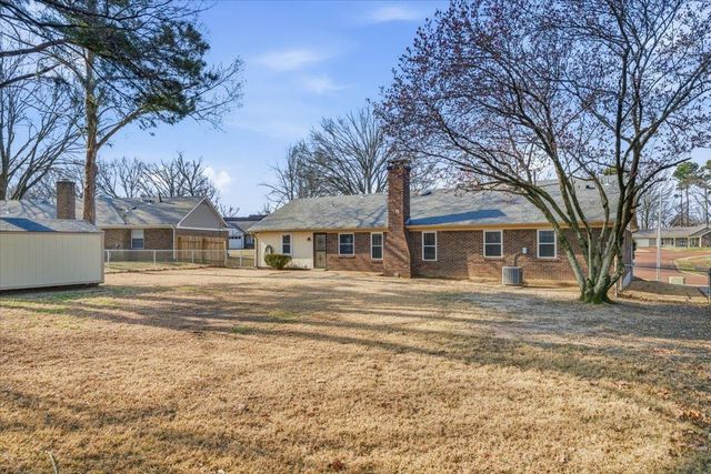 3262 W EARHART DR, Bartlett, TN 38134