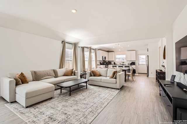 9927 Pears Mill, San Antonio, TX 78254