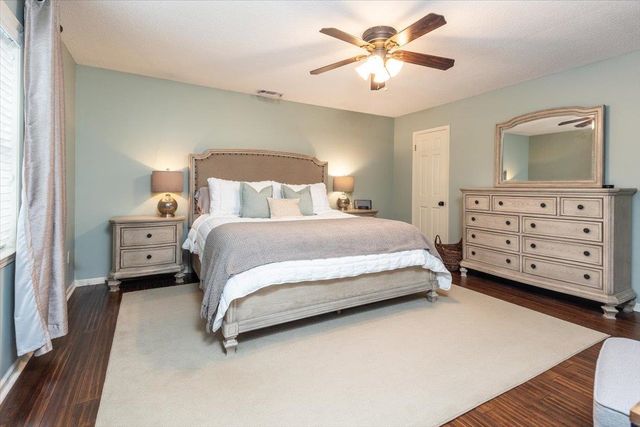 1309 BROOKSIDE DR, Germantown, TN 38138