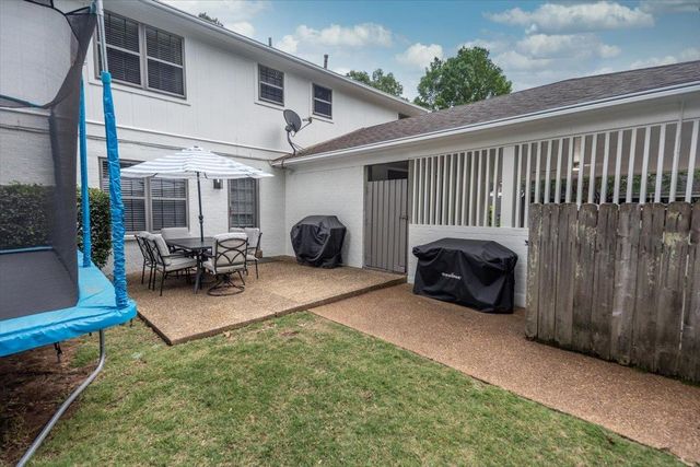 1309 BROOKSIDE DR, Germantown, TN 38138