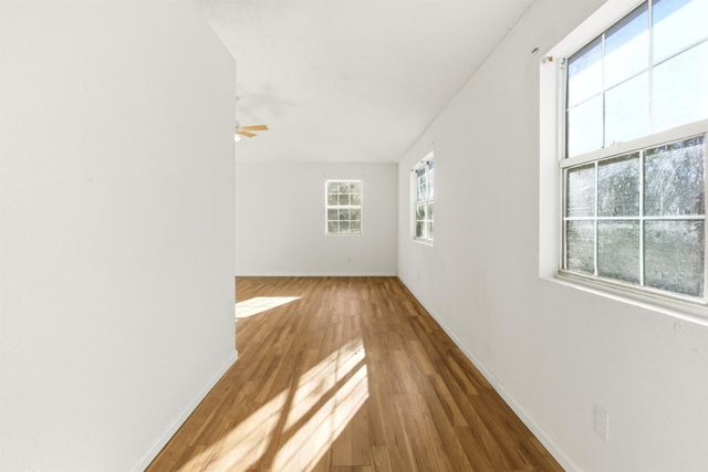 32611 Gadwall Street, Brookshire, TX 77423