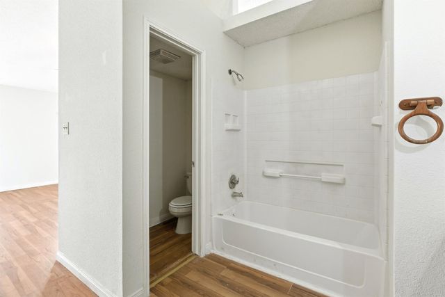 32611 Gadwall Street, Brookshire, TX 77423