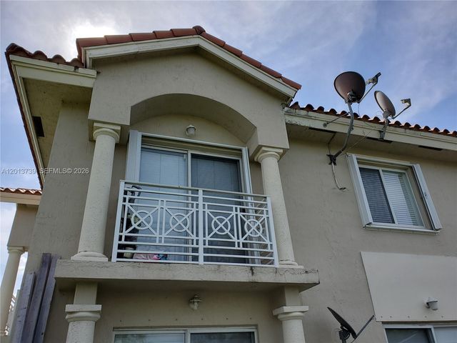 8804 NW 109th Pl 402, Doral, FL 33178
