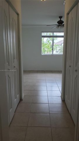 8804 NW 109th Pl 402, Doral, FL 33178