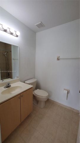 8804 NW 109th Pl 402, Doral, FL 33178