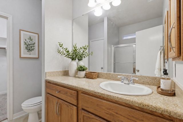904 Eagle Avenue, College Station, TX 77845