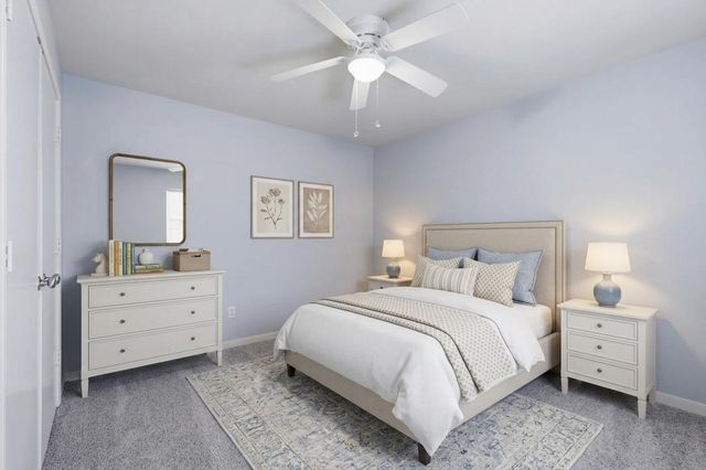 904 Eagle Avenue, College Station, TX 77845