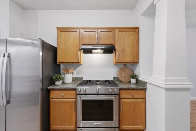 904 Eagle Avenue, College Station, TX 77845