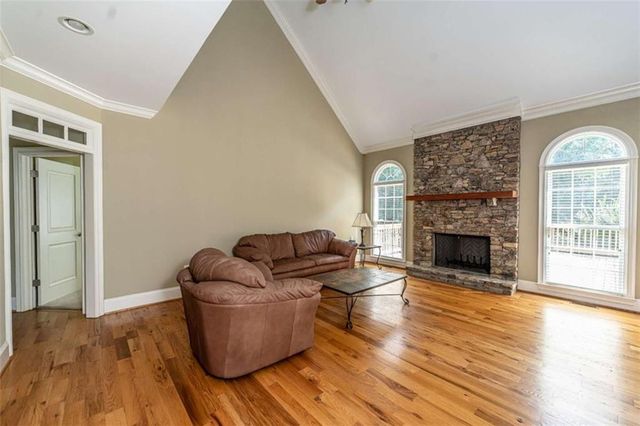 120 S Cloudview Road S, Rome, GA 30161