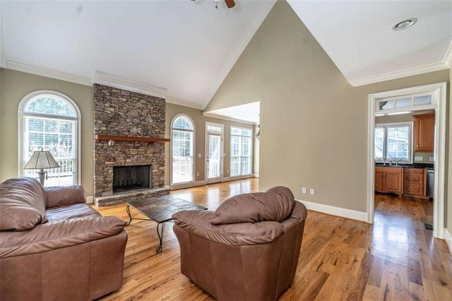 120 S Cloudview Road S, Rome, GA 30161