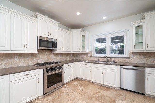 308 Cleveland, Huntington Beach, CA 92648