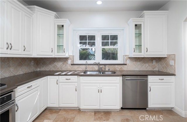 308 Cleveland, Huntington Beach, CA 92648