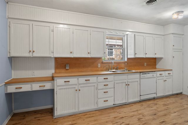 10636 Chesterton Drive, Dallas, TX 75238