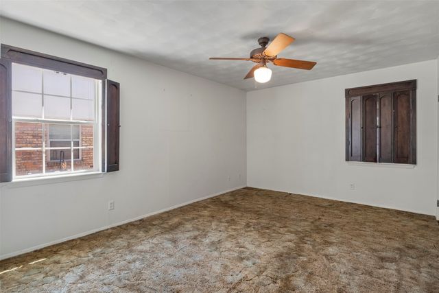 10636 Chesterton Drive, Dallas, TX 75238