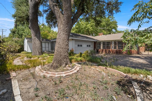 10636 Chesterton Drive, Dallas, TX 75238