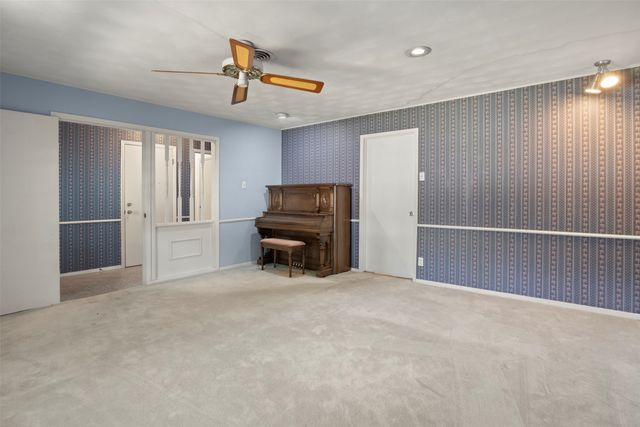 10636 Chesterton Drive, Dallas, TX 75238
