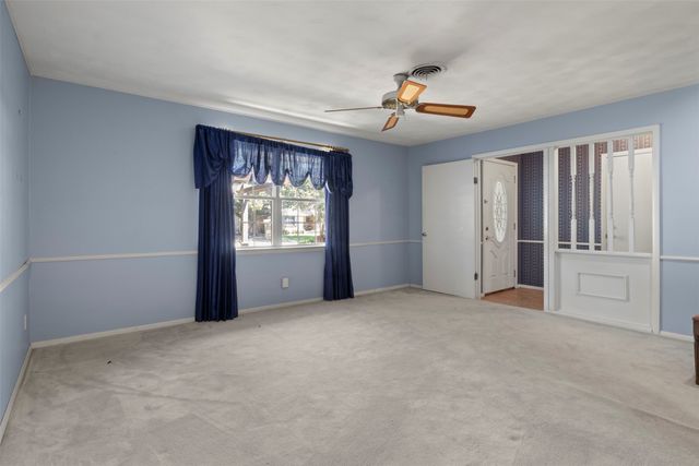 10636 Chesterton Drive, Dallas, TX 75238