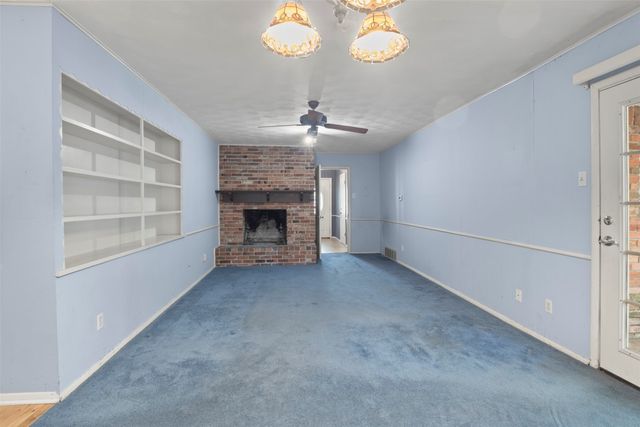 10636 Chesterton Drive, Dallas, TX 75238