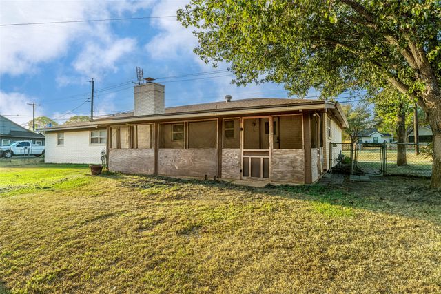 1101 Kennedale Sublett Road, Kennedale, TX 76060