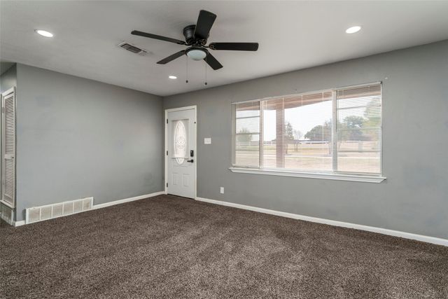1101 Kennedale Sublett Road, Kennedale, TX 76060