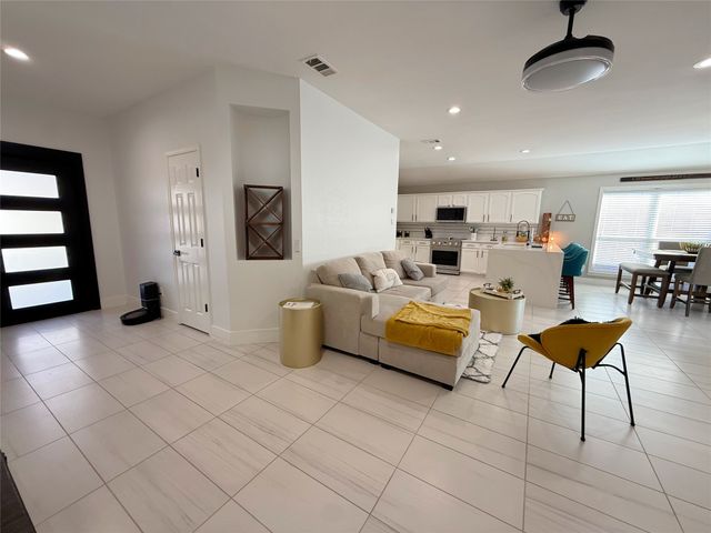 204 Bonsai Drive, Anna, TX 75409