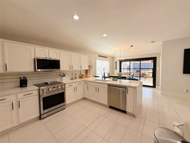 204 Bonsai Drive, Anna, TX 75409