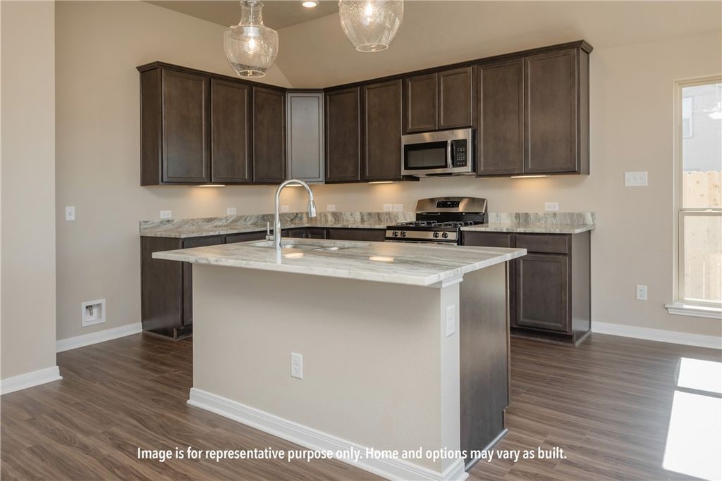 7808 Leadtree Drive, Navasota, TX 77868 — photo 5