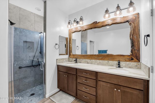 8080 S Galileo Lane, Tucson, AZ 85747