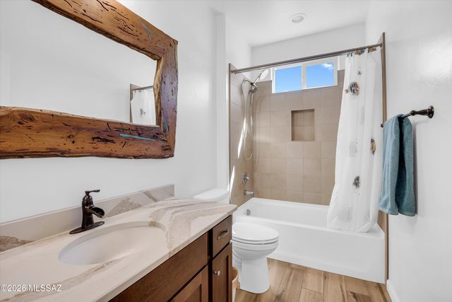 8080 S Galileo Lane, Tucson, AZ 85747