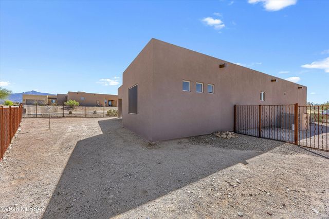 8080 S Galileo Lane, Tucson, AZ 85747