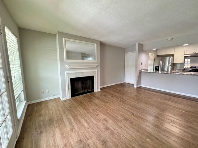 5981 Arapaho Road 304, Dallas, TX 75248