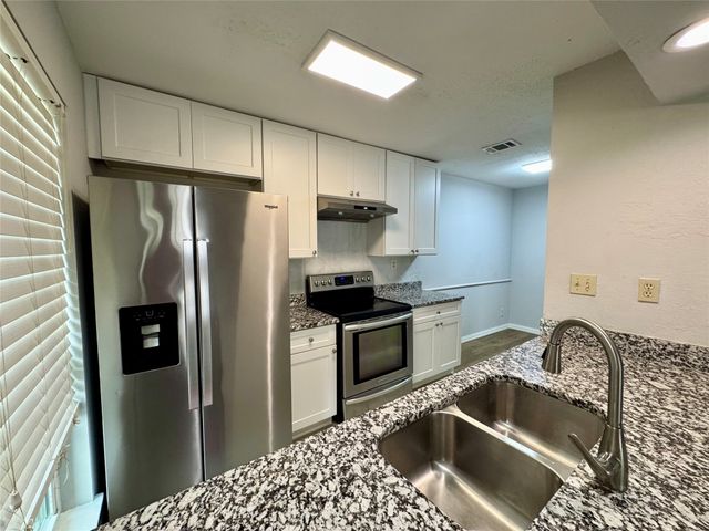 5981 Arapaho Road 304, Dallas, TX 75248