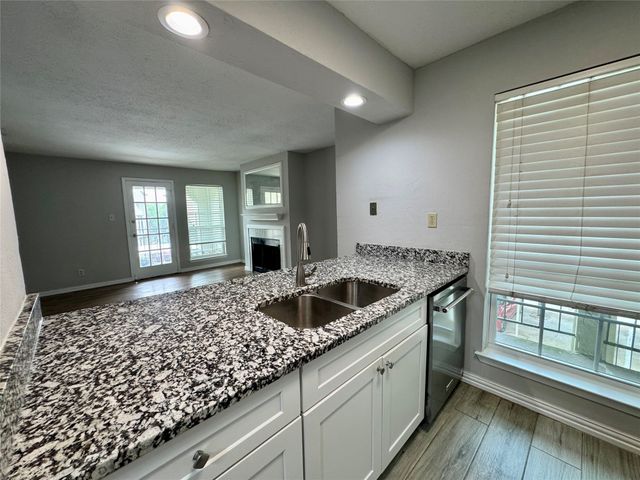5981 Arapaho Road 304, Dallas, TX 75248