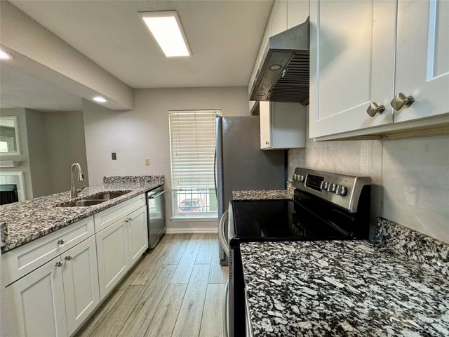 5981 Arapaho Road 304, Dallas, TX 75248