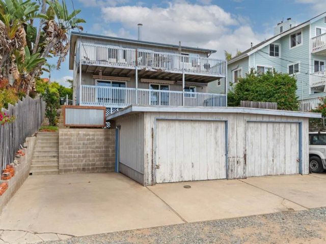 852 Dewitt Avenue, Encinitas, CA 92024