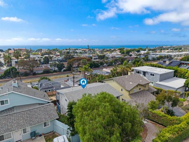 852 Dewitt Avenue, Encinitas, CA 92024